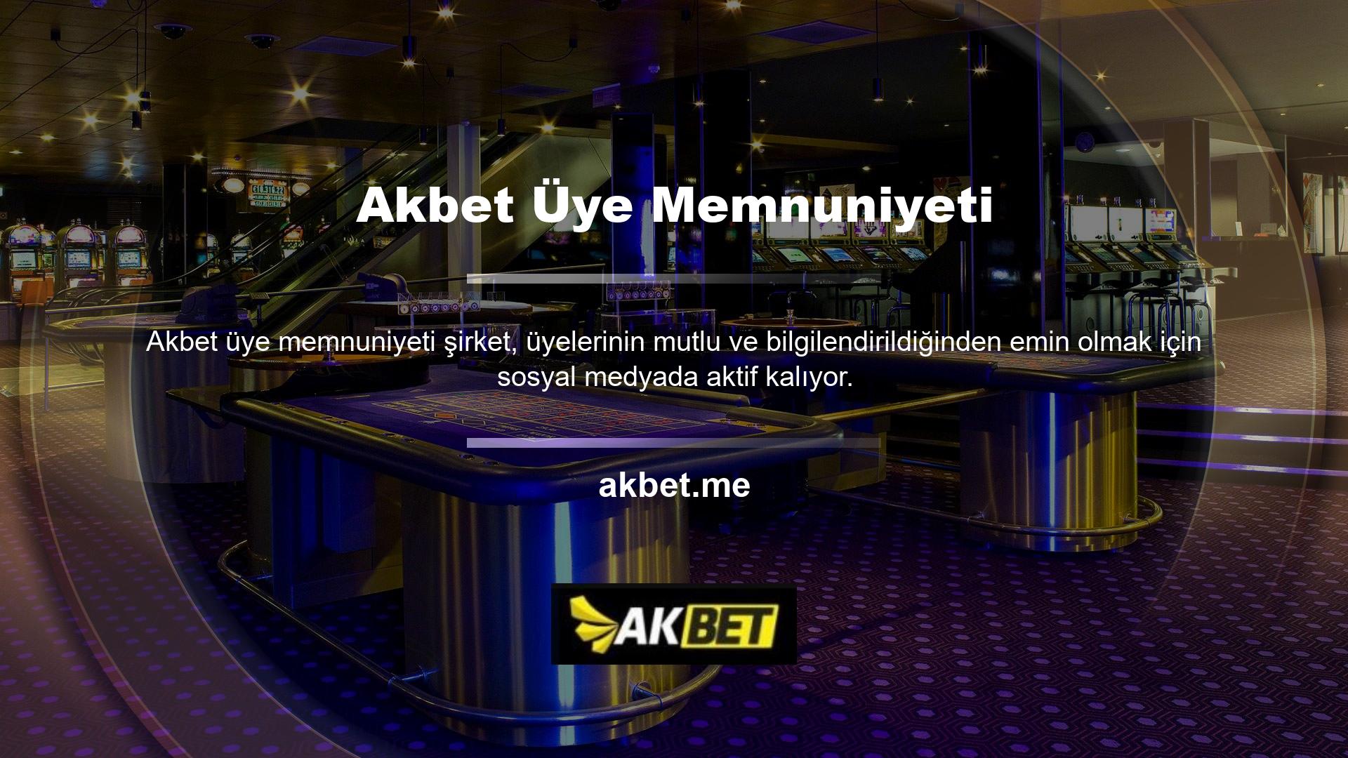 Eğlenceye katılmak ve en son güncellemeleri almak için resmi Instagram hesaplarını takip etmeniz gerekir